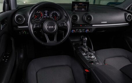 Audi A3, 2018 год, 2 100 000 рублей, 6 фотография