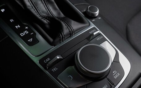 Audi A3, 2018 год, 2 100 000 рублей, 20 фотография