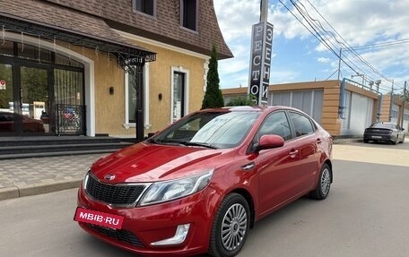 KIA Rio III рестайлинг, 2013 год, 880 000 рублей, 3 фотография