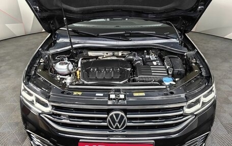 Volkswagen Tiguan II, 2021 год, 3 400 000 рублей, 11 фотография