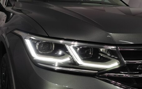 Volkswagen Tiguan II, 2021 год, 3 265 150 рублей, 17 фотография