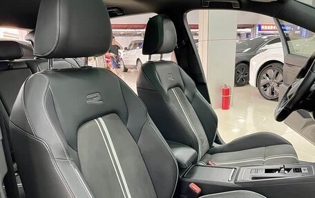 Volkswagen Golf VIII, 2021 год, 1 600 000 рублей, 16 фотография