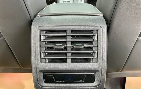 Volkswagen Golf VIII, 2021 год, 1 600 000 рублей, 22 фотография