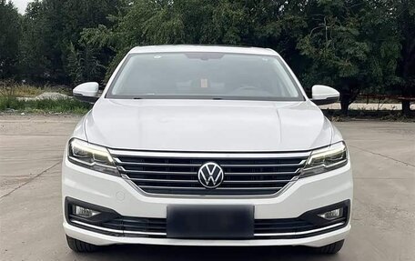 Volkswagen Lavida, 2022 год, 1 670 000 рублей, 2 фотография