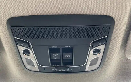 Honda Vezel, 2022 год, 1 203 555 рублей, 23 фотография