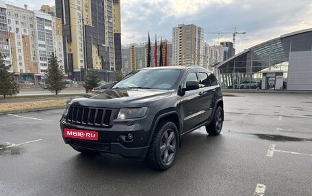 Jeep Grand Cherokee, 2013 год, 3 500 000 рублей, 2 фотография