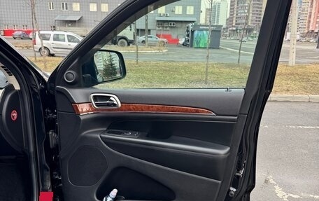 Jeep Grand Cherokee, 2013 год, 3 500 000 рублей, 24 фотография