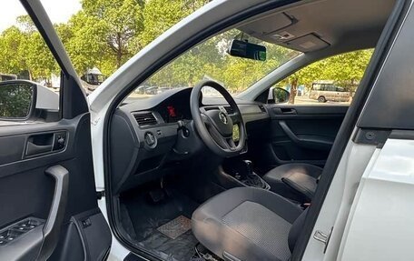 Volkswagen Santana, 2021 год, 1 000 000 рублей, 9 фотография