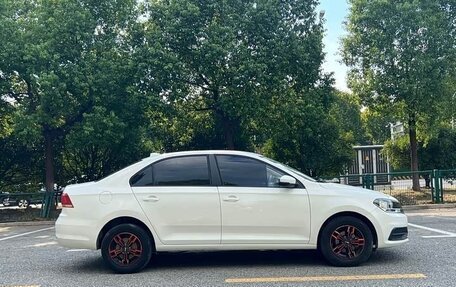 Volkswagen Santana, 2021 год, 1 000 000 рублей, 4 фотография