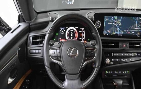 Lexus ES VII, 2021 год, 2 980 000 рублей, 12 фотография