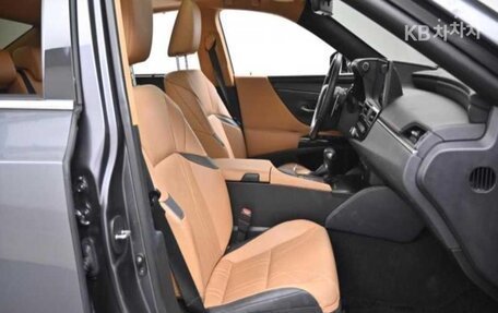 Lexus ES VII, 2021 год, 2 980 000 рублей, 9 фотография