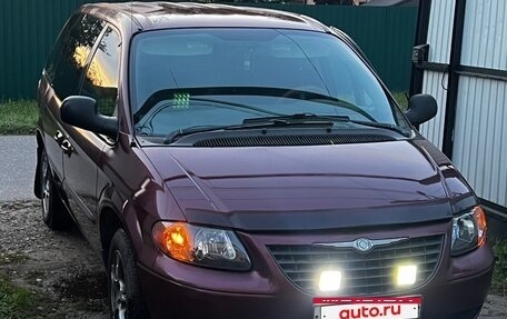 Chrysler Voyager IV, 2003 год, 345 000 рублей, 3 фотография