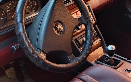 Mercedes-Benz W124, 1990 год, 300 000 рублей, 10 фотография