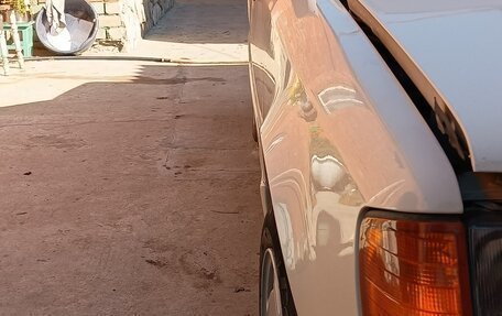 Mercedes-Benz W124, 1990 год, 300 000 рублей, 14 фотография