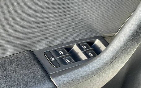 Skoda Rapid I, 2014 год, 860 000 рублей, 14 фотография