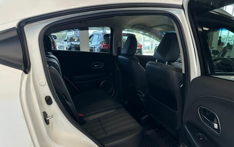 Honda Vezel, 2017 год, 2 299 000 рублей, 18 фотография