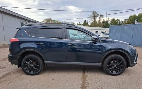 Toyota RAV4, 2019 год, 2 265 000 рублей, 4 фотография