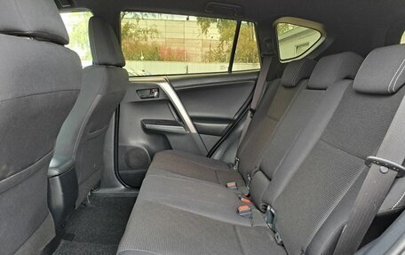 Toyota RAV4, 2019 год, 2 265 000 рублей, 12 фотография