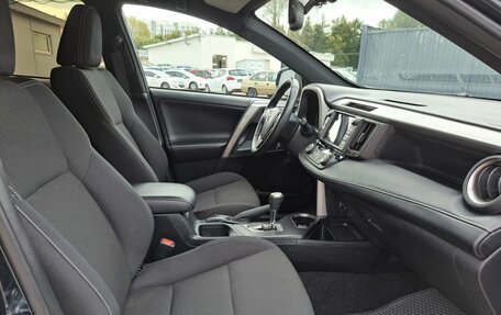 Toyota RAV4, 2019 год, 2 265 000 рублей, 11 фотография