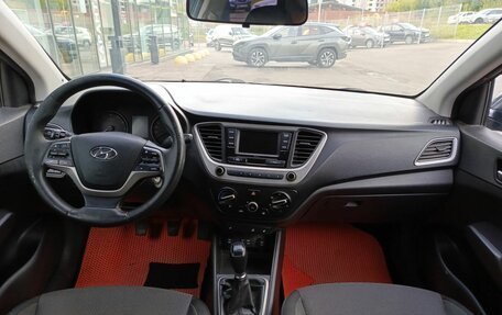 Hyundai Solaris II рестайлинг, 2017 год, 749 000 рублей, 14 фотография
