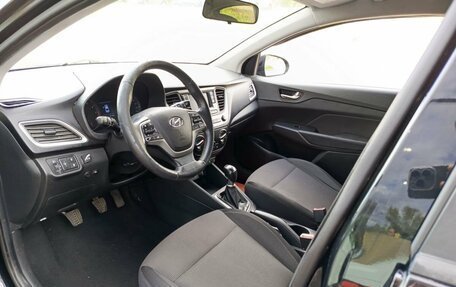 Hyundai Solaris II рестайлинг, 2017 год, 749 000 рублей, 16 фотография