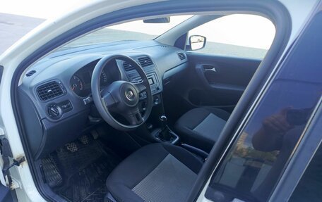 Volkswagen Polo VI (EU Market), 2015 год, 899 800 рублей, 16 фотография