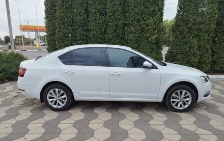 Skoda Octavia, 2018 год, 1 550 000 рублей, 5 фотография