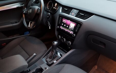 Skoda Octavia, 2018 год, 1 550 000 рублей, 11 фотография