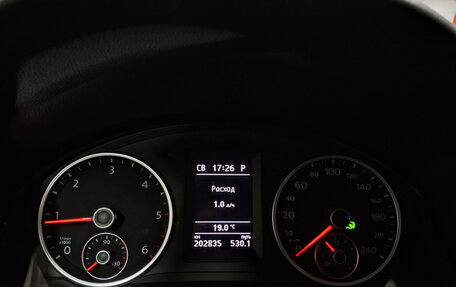 Volkswagen Tiguan I, 2015 год, 1 292 950 рублей, 13 фотография