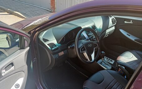 Hyundai Solaris II рестайлинг, 2013 год, 950 000 рублей, 11 фотография