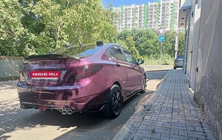 Hyundai Solaris II рестайлинг, 2013 год, 950 000 рублей, 5 фотография