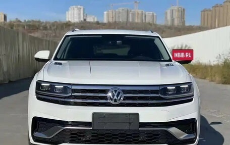 Volkswagen Teramont I, 2021 год, 2 965 000 рублей, 2 фотография