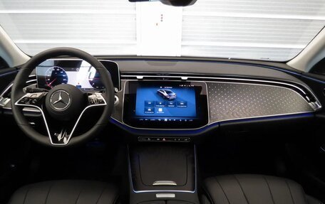 Mercedes-Benz E-Класс, 2024 год, 7 890 000 рублей, 6 фотография