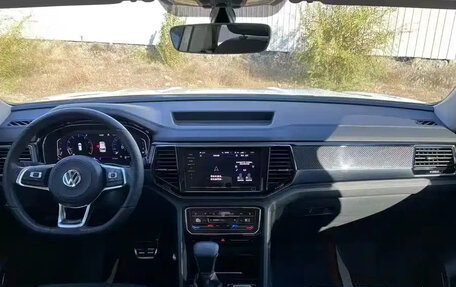 Volkswagen Teramont I, 2021 год, 2 965 000 рублей, 7 фотография