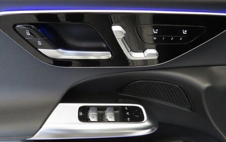 Mercedes-Benz E-Класс, 2024 год, 7 890 000 рублей, 19 фотография