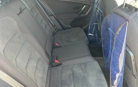 Volkswagen Tiguan II, 2019 год, 3 600 000 рублей, 11 фотография