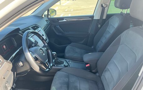 Volkswagen Tiguan II, 2019 год, 3 600 000 рублей, 21 фотография