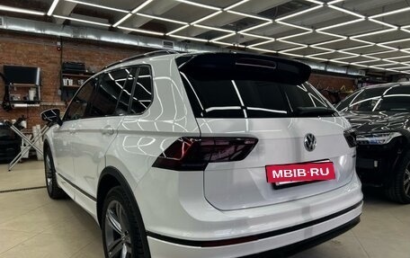 Volkswagen Tiguan II, 2019 год, 3 600 000 рублей, 27 фотография