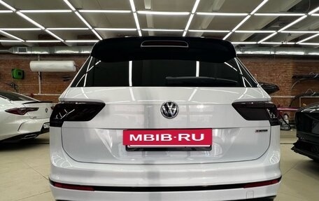 Volkswagen Tiguan II, 2019 год, 3 600 000 рублей, 28 фотография