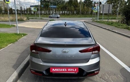 Hyundai Elantra VI рестайлинг, 2018 год, 1 200 000 рублей, 5 фотография