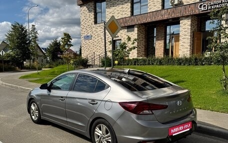Hyundai Elantra VI рестайлинг, 2018 год, 1 200 000 рублей, 6 фотография