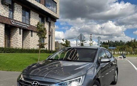 Hyundai Elantra VI рестайлинг, 2018 год, 1 200 000 рублей, 11 фотография