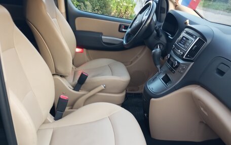 Hyundai H-1 II рестайлинг, 2021 год, 3 700 000 рублей, 4 фотография