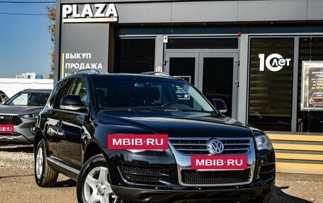 Volkswagen Touareg III, 2007 год, 1 099 000 рублей, 2 фотография