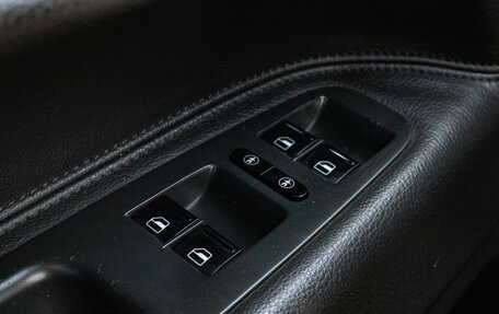 Volkswagen Touareg III, 2007 год, 1 099 000 рублей, 13 фотография