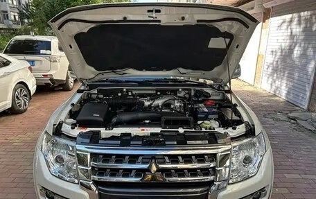 Mitsubishi Pajero IV, 2022 год, 4 000 369 рублей, 19 фотография