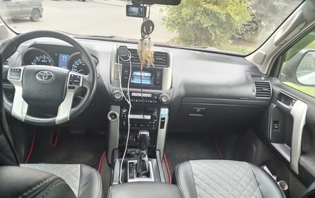 Toyota Land Cruiser Prado 150 рестайлинг 2, 2012 год, 2 450 000 рублей, 6 фотография