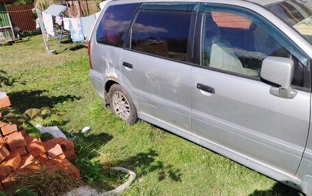 Mitsubishi Space Wagon III, 1998 год, 350 000 рублей, 2 фотография