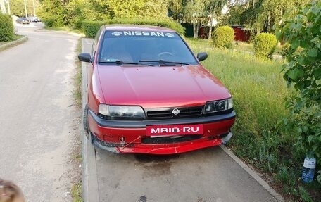 Nissan Primera II рестайлинг, 1993 год, 185 000 рублей, 3 фотография