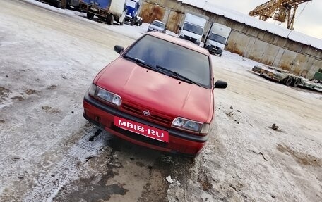 Nissan Primera II рестайлинг, 1993 год, 185 000 рублей, 9 фотография